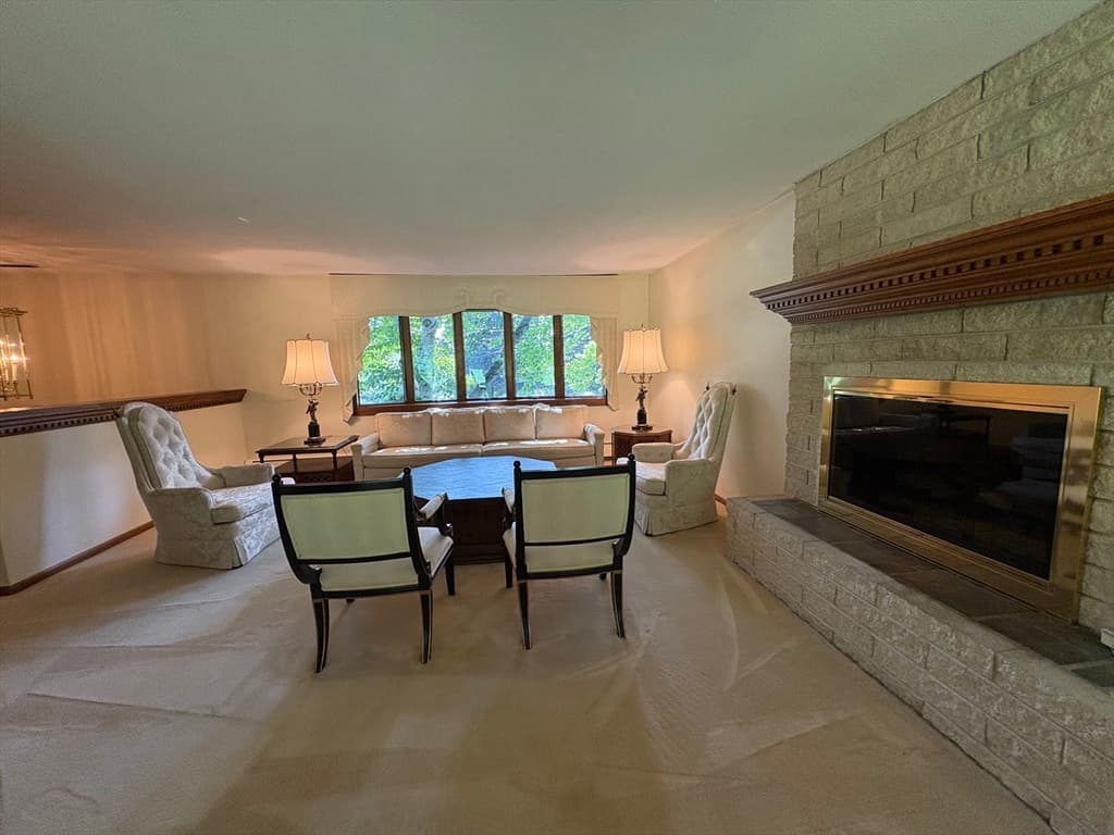 Casa em South Hadley — foto 8