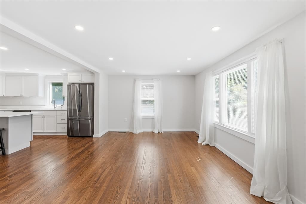 Casa em Millbury — foto 5
