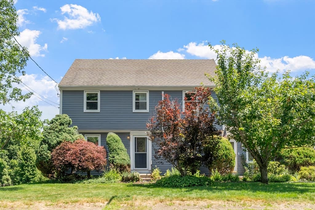 Casa em West Boylston