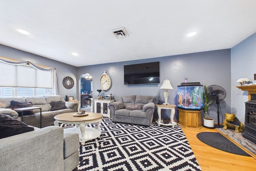Casa em Acushnet — foto 6