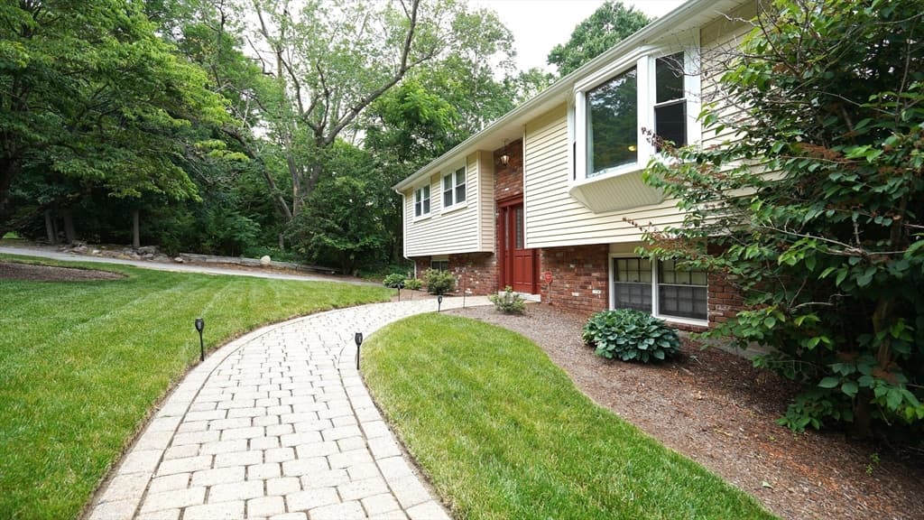 Casa em Attleboro — foto 3