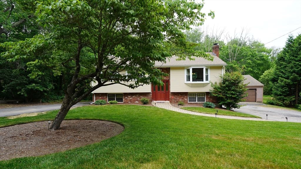 Casa em Attleboro