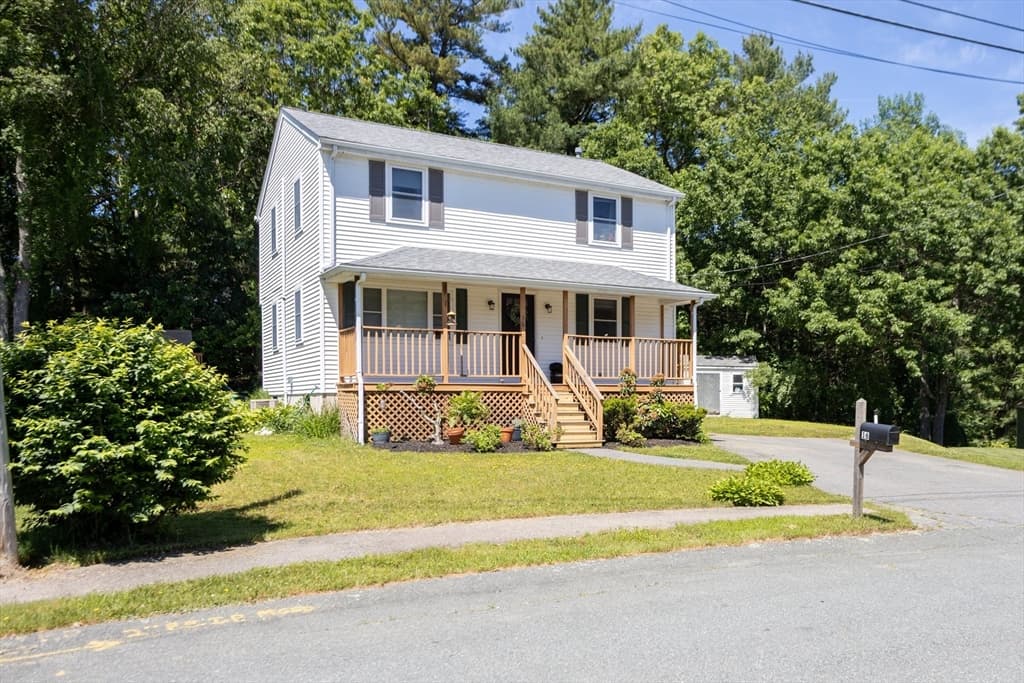 Casa em Middleboro — foto 2