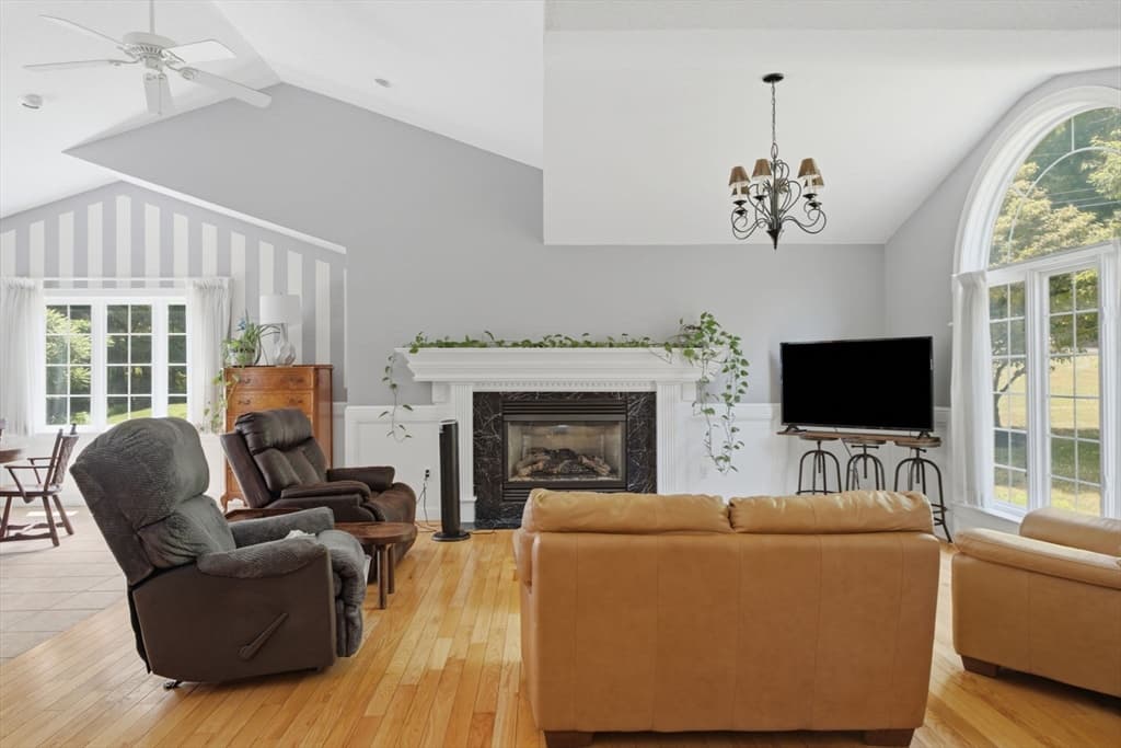 Casa em Agawam — foto 5