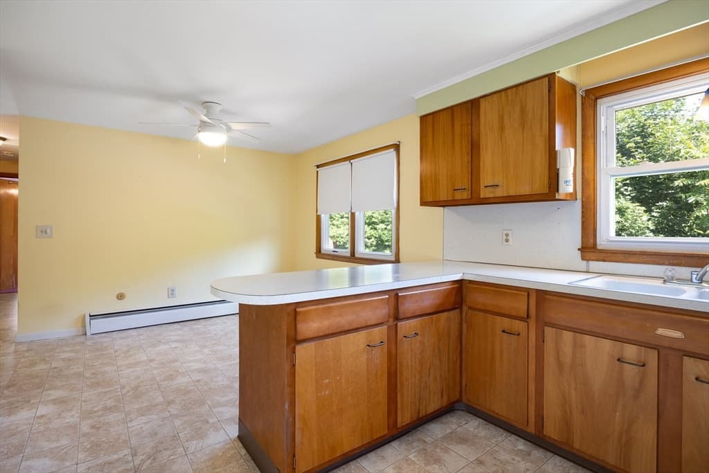Casa em Chicopee — foto 8