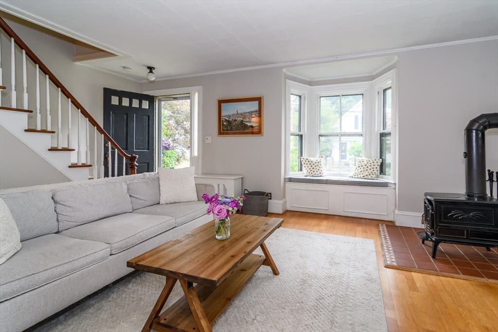 Casa em Natick — foto 2