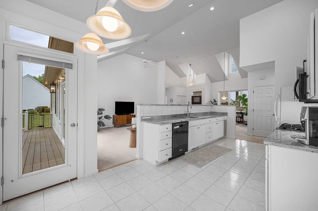 Casa em Haverhill — foto 8