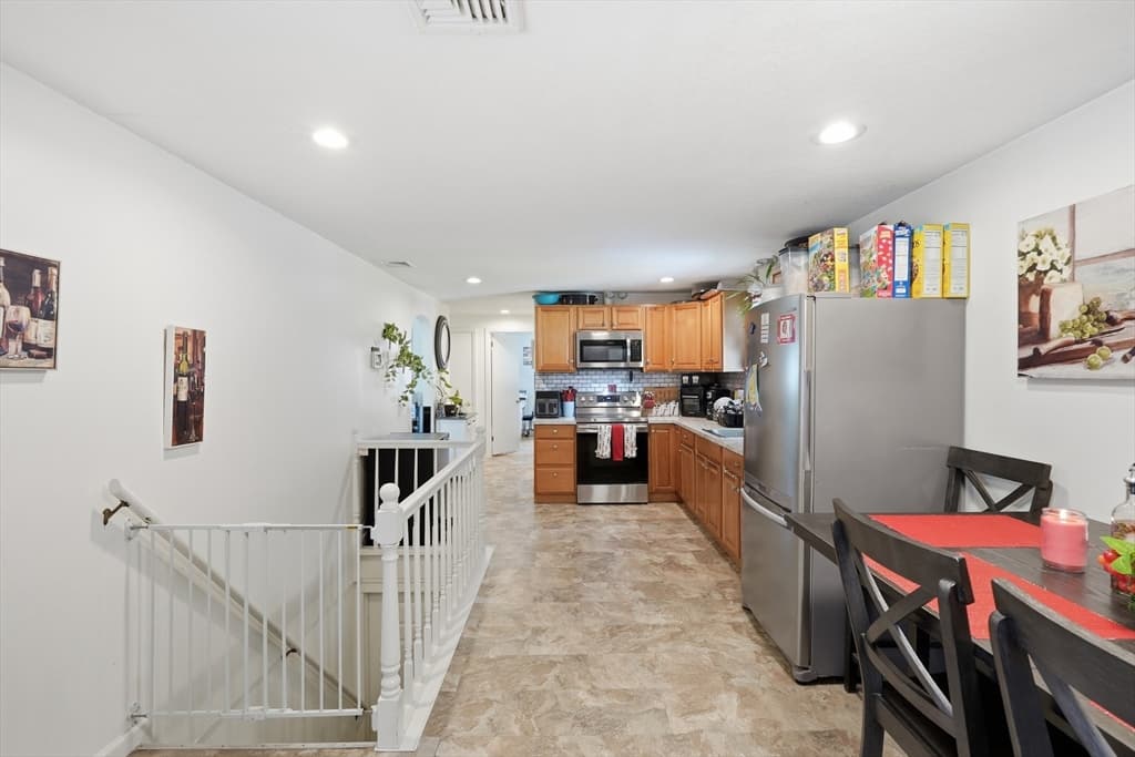 Casa em Chicopee — foto 4