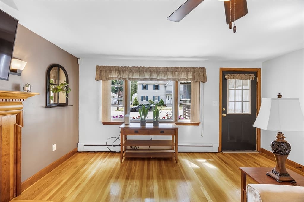 Casa em Peabody — foto 4