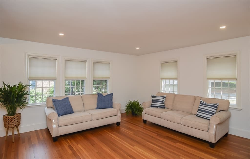 Casa em Stoneham — foto 6