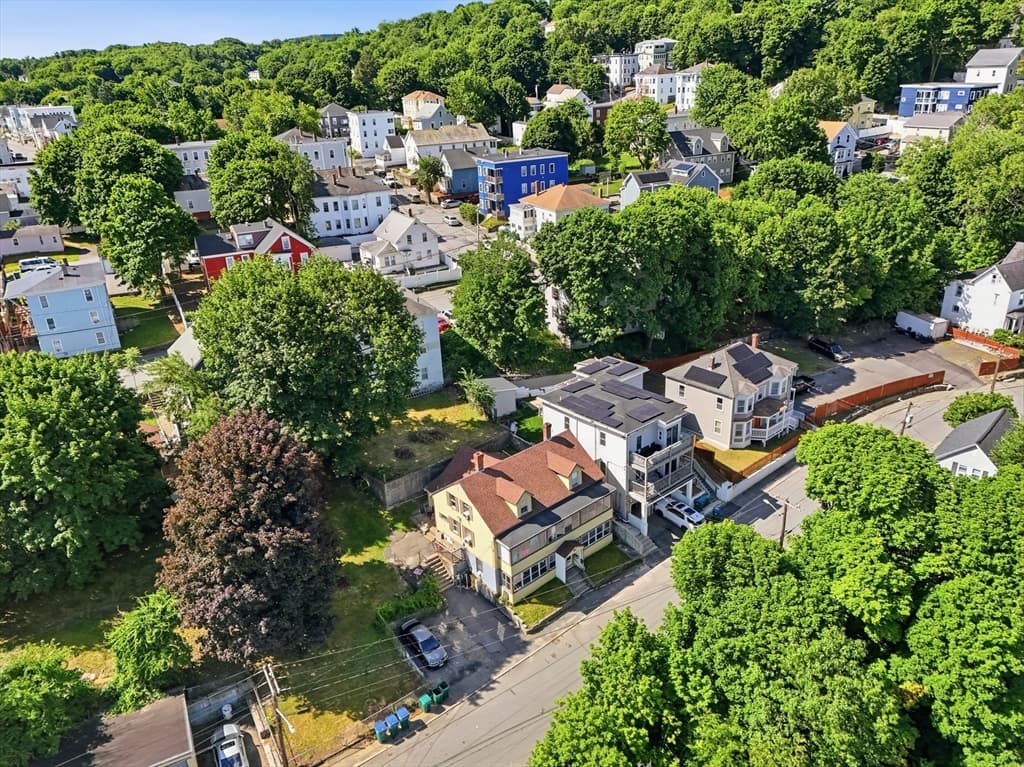 Multi-família em Fitchburg — foto 3
