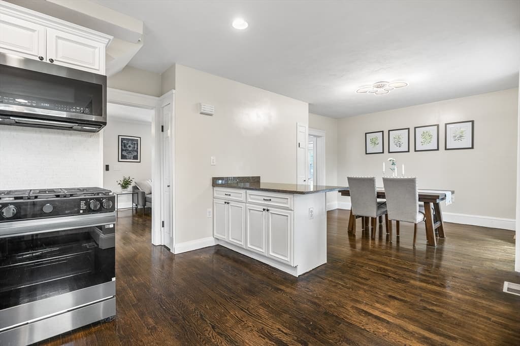 Casa em Medford — foto 8
