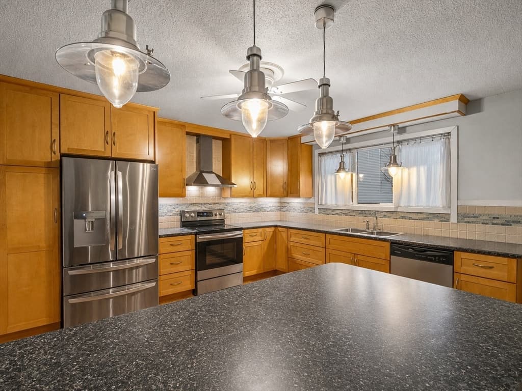 Multi-família em Woburn — foto 3