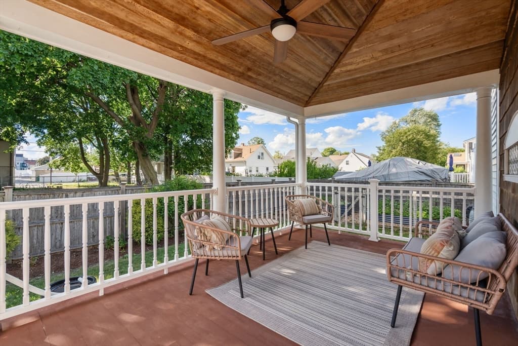 Casa em Medford — foto 8