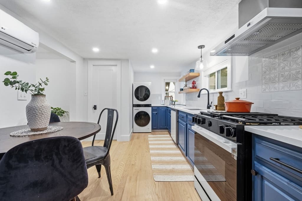 Casa em Medford — foto 2