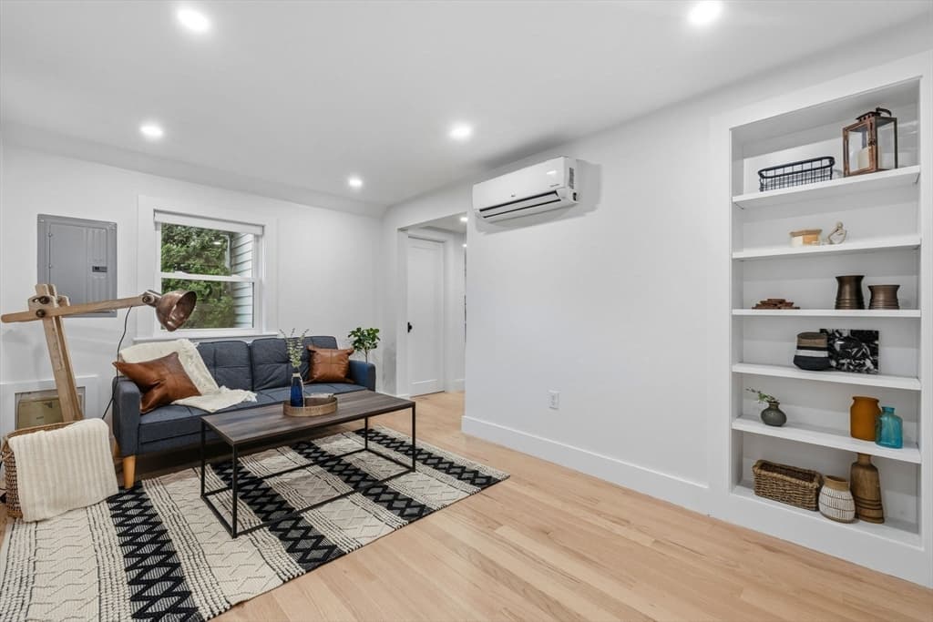 Casa em Medford — foto 8
