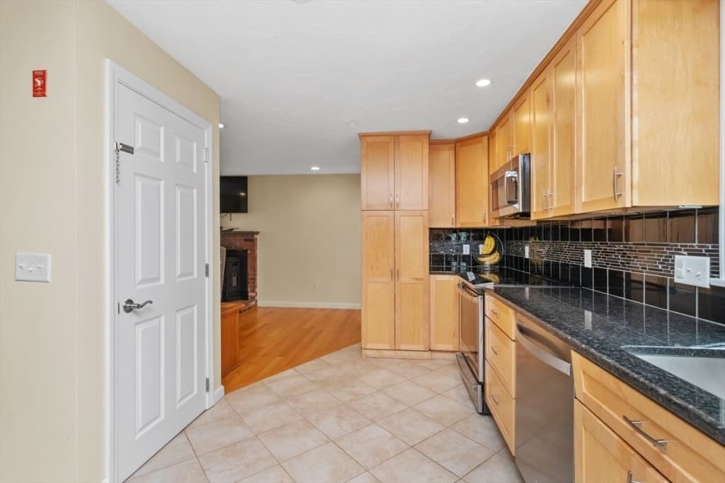 Casa em Framingham — foto 5