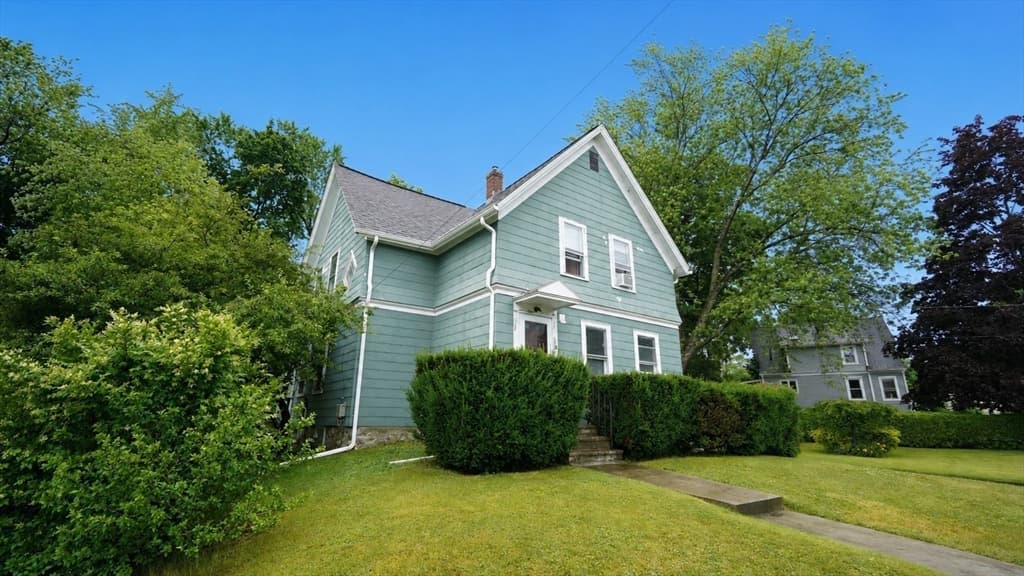 Casa em Middleboro — foto 2