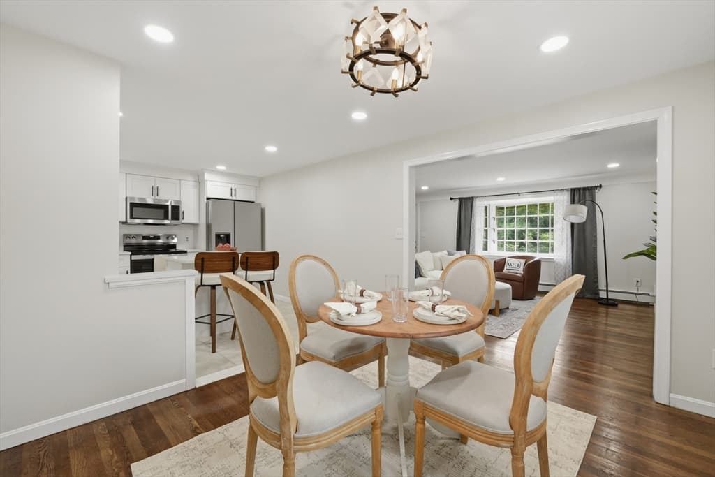Casa em Millbury — foto 5