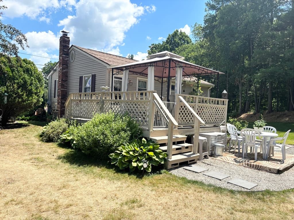 Casa em Attleboro — foto 7