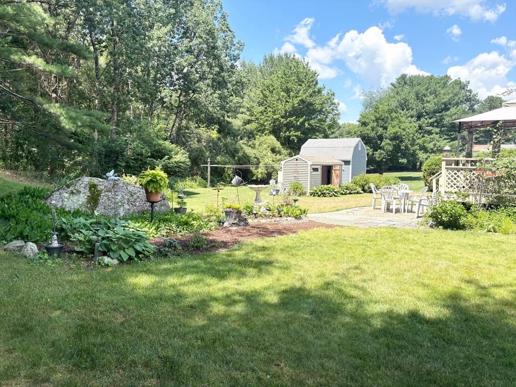 Casa em Attleboro — foto 9
