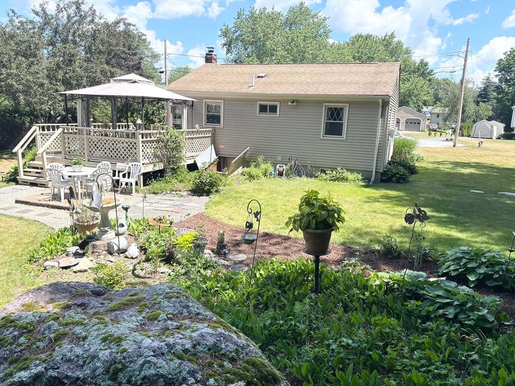 Casa em Attleboro — foto 4