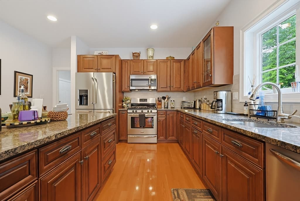 Casa em Framingham — foto 4