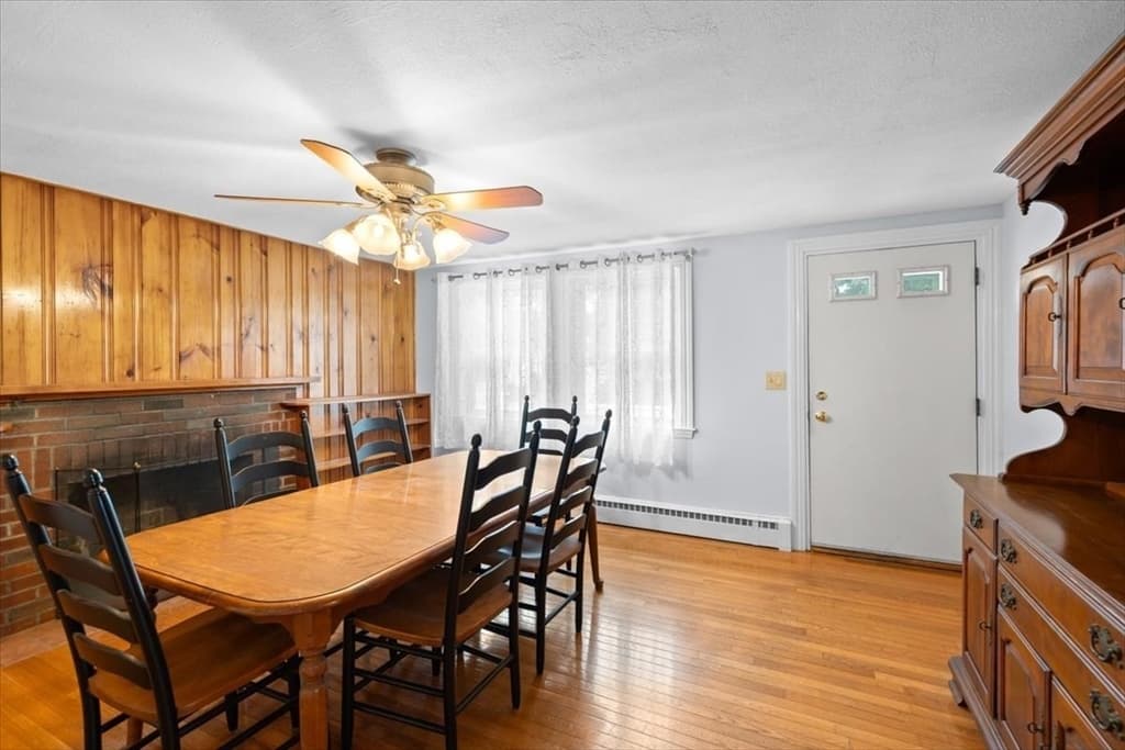 Casa em Foxboro — foto 4
