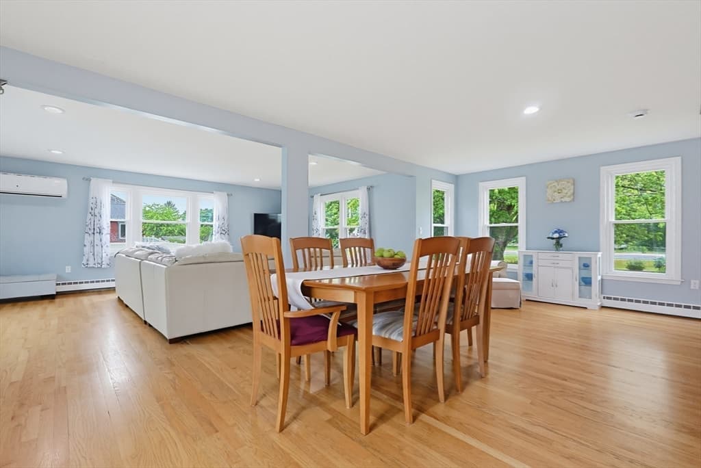Casa em Plainville — foto 8