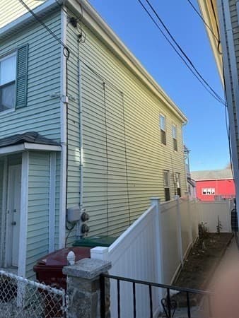 Multi-família em Lowell — foto 5
