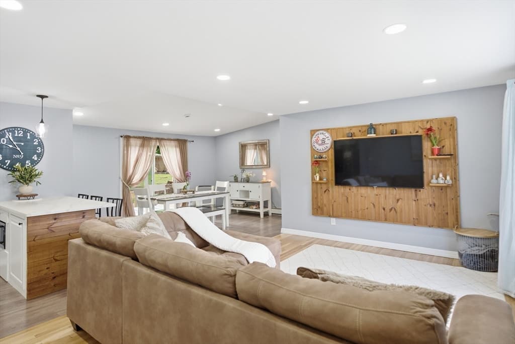 Casa em West Boylston — foto 8