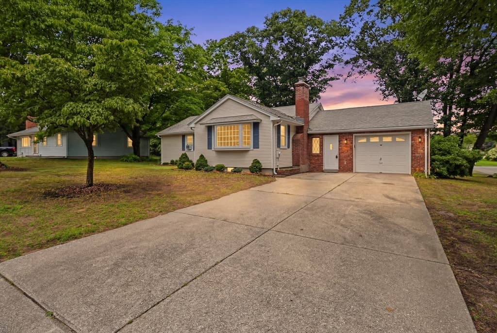 Casa em Agawam — foto 2