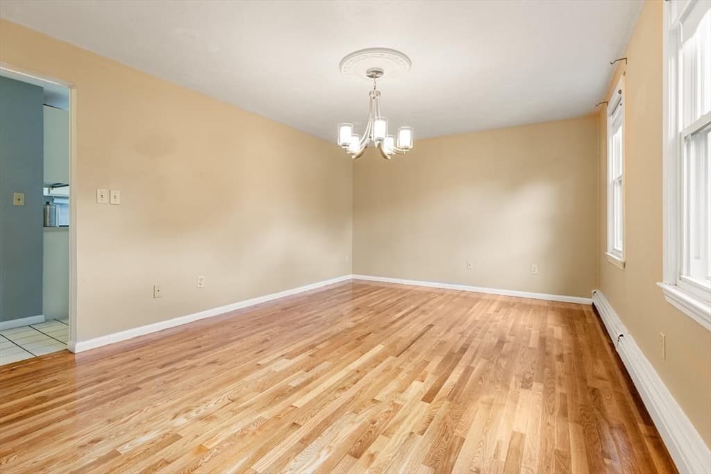 Casa em Dedham — foto 8