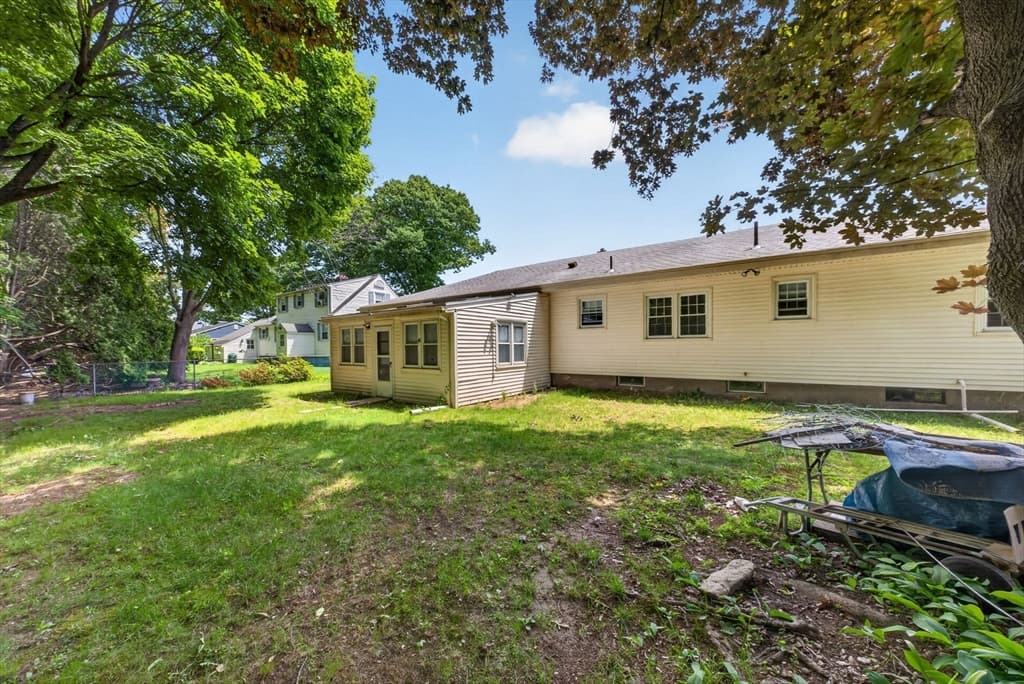 Casa em Brockton — foto 4
