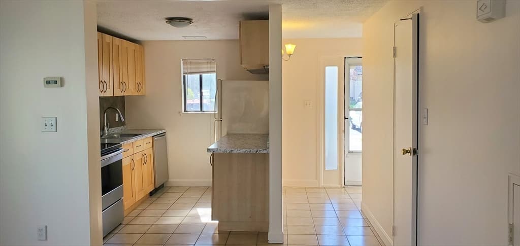 Condomínio em Natick — foto 2