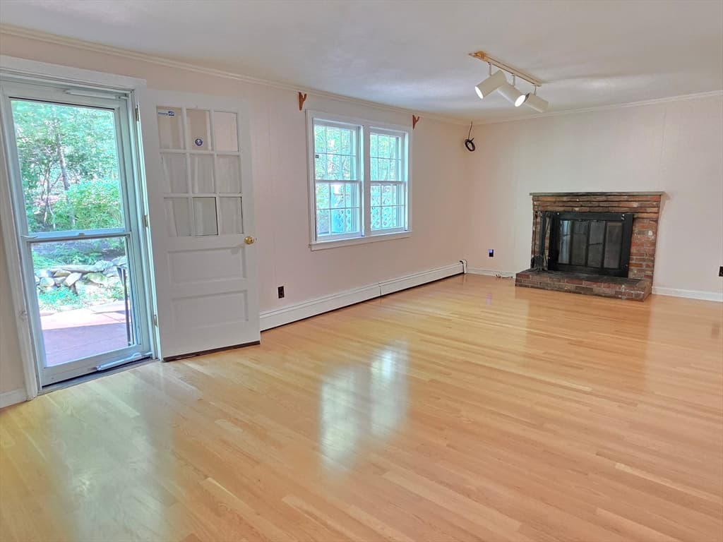 Casa em Framingham — foto 9