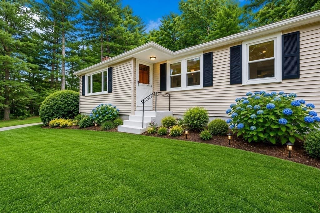 Casa em Foxboro — foto 2