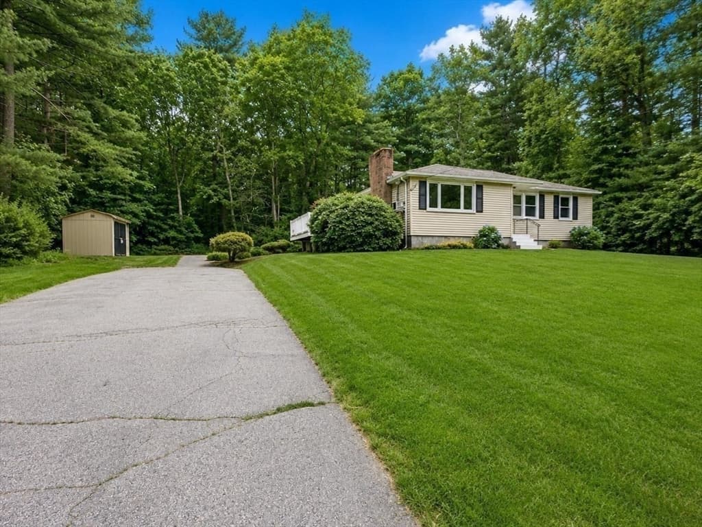 Casa em Foxboro — foto 4