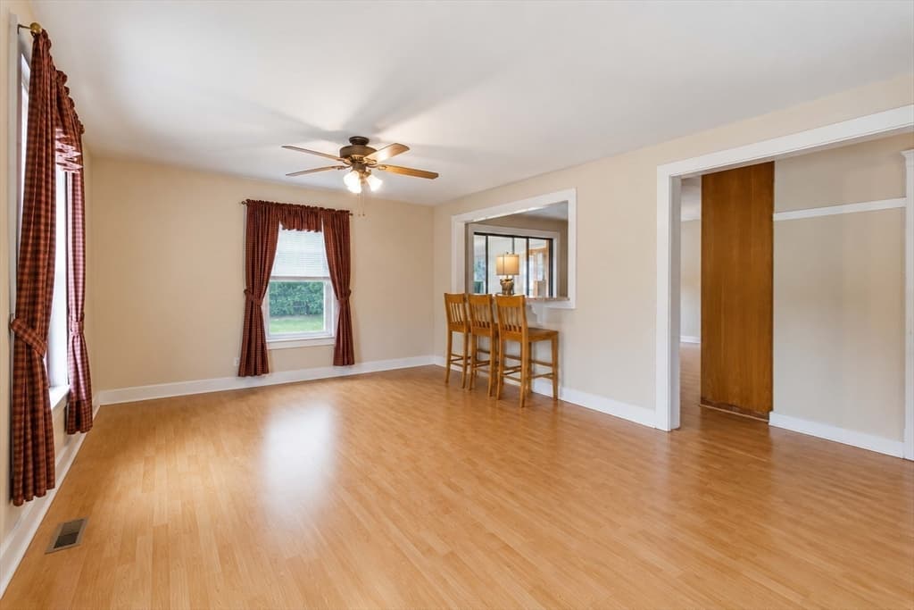 Casa em Taunton — foto 6