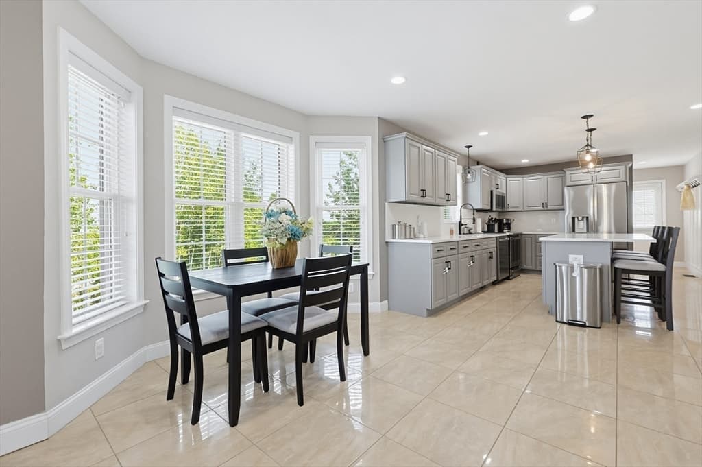 Casa em Millbury — foto 8