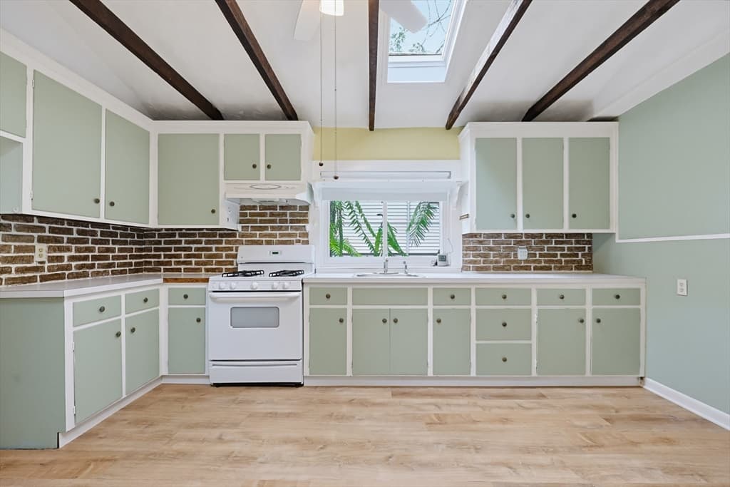 Casa em Natick — foto 8