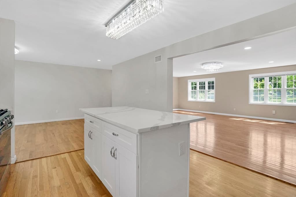 Casa em Longmeadow — foto 8