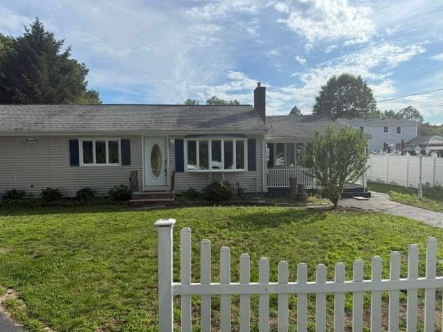 Casa em Methuen — foto 4