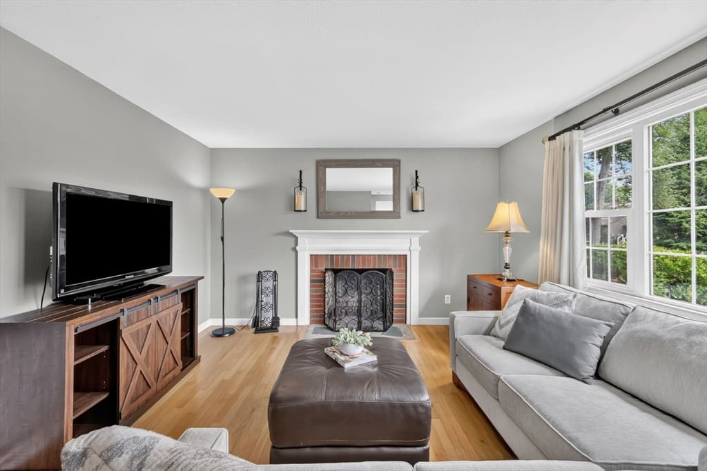 Casa em East Longmeadow — foto 8
