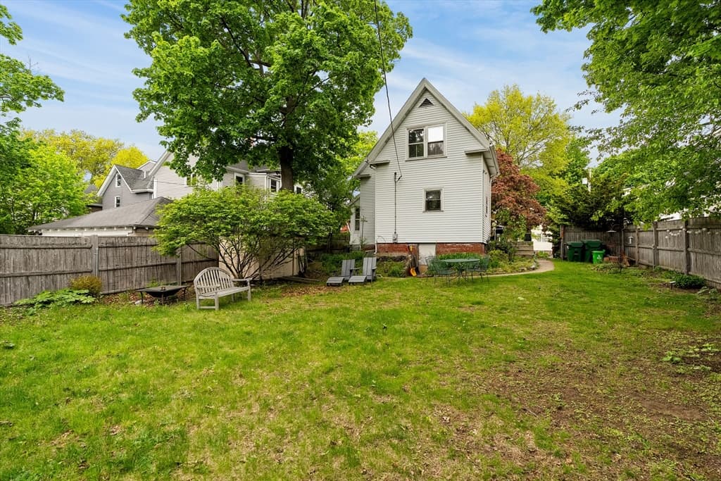 Casa em Medford — foto 9