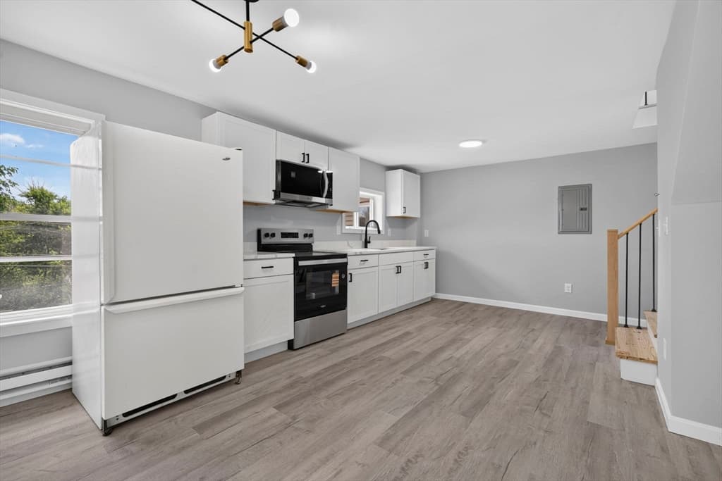 Multi-família em Millbury — foto 3