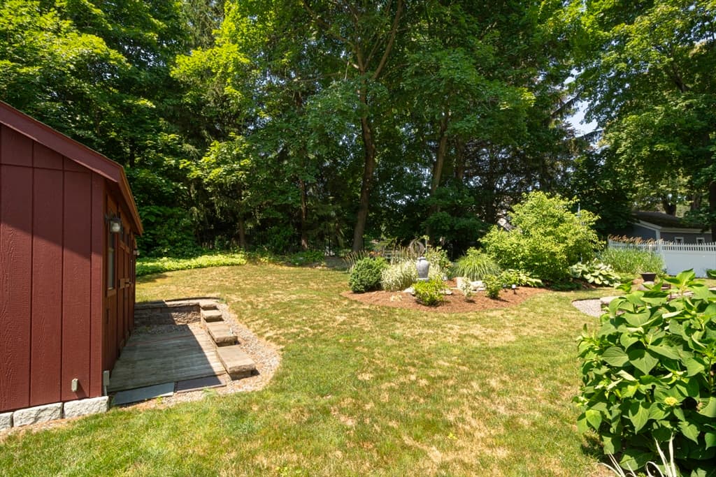 Casa em Westborough — foto 7
