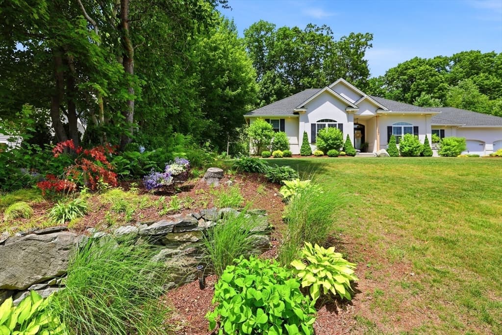 Casa em Ludlow — foto 2