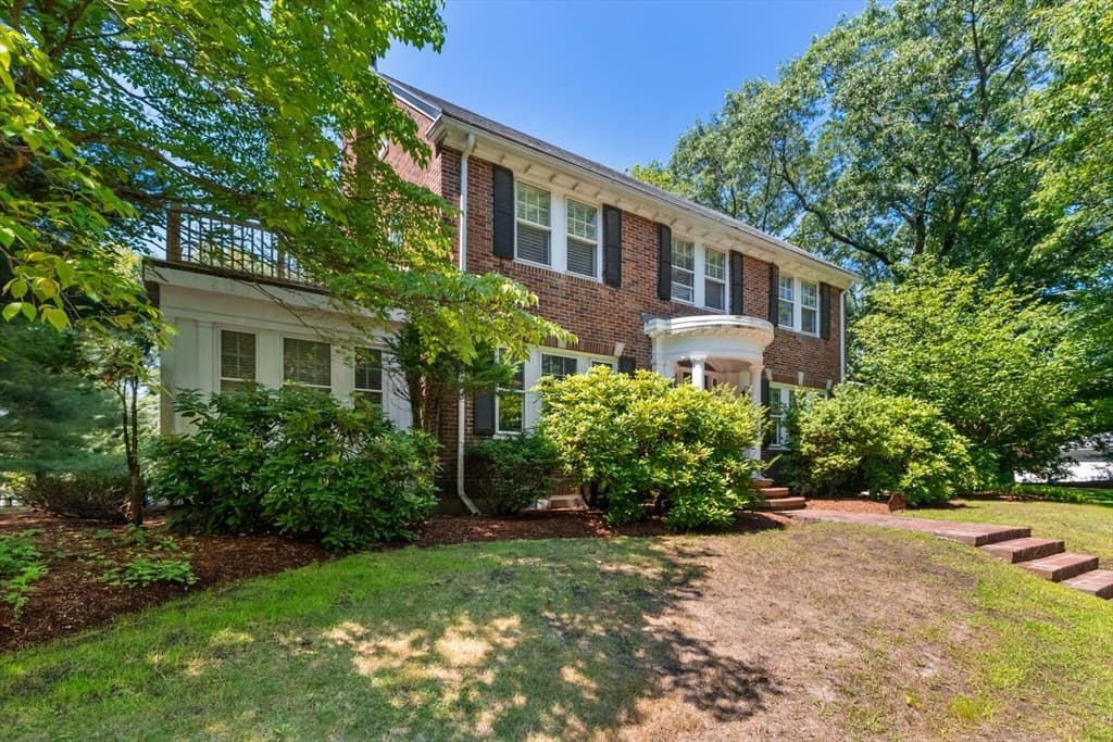 Casa em Medford — foto 2