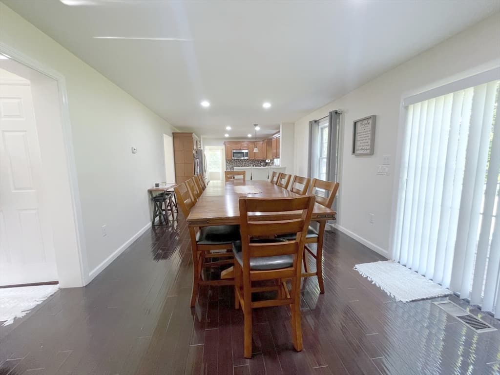 Casa em Marlborough — foto 8